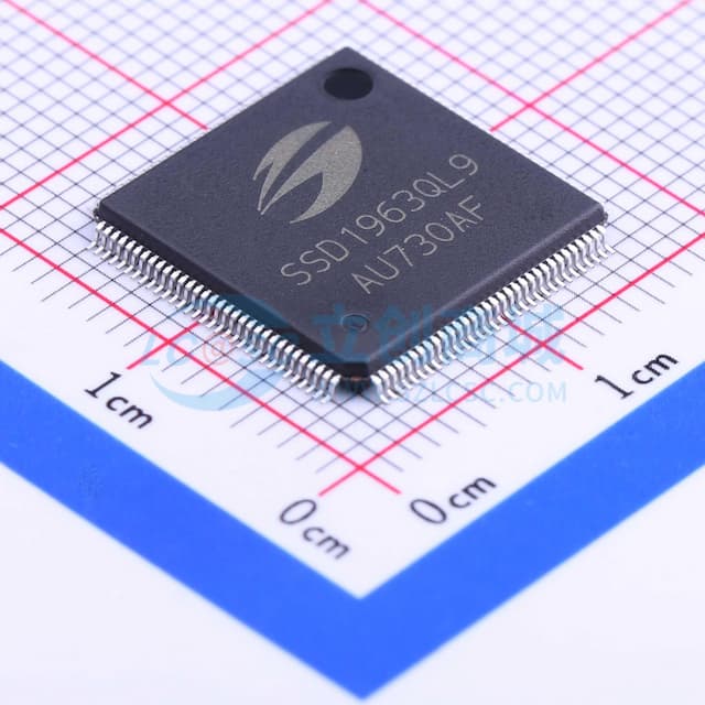 1215KB嵌入式显示SRAM LCD显示控制器实物图