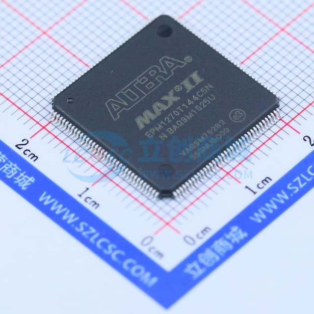 MAX II 即时启动非易失性 CPLD实物图