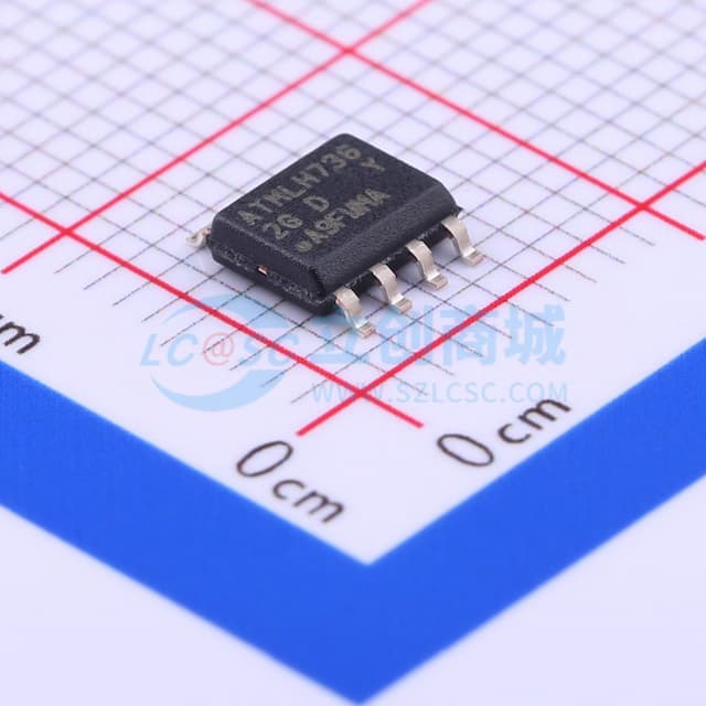 支持I²C接口的串行EEPROM实物图