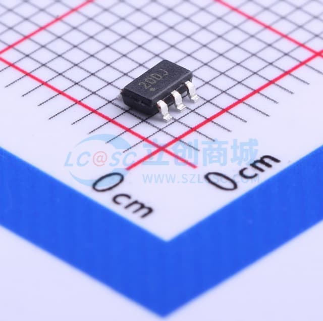 PIC10F220T-I/OT实物图