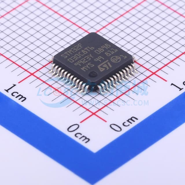 主流ARM Cortex-M0超值系列MCU，具有64 KB Flash和48 MHz CPU实物图