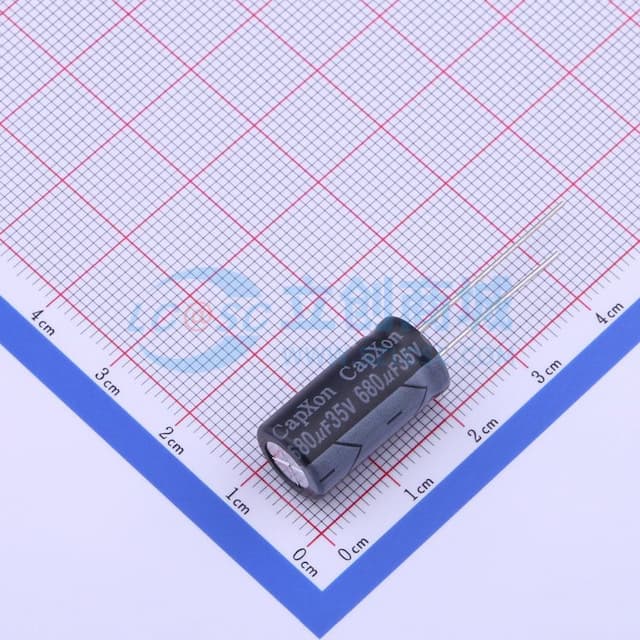 680uF ±20% 35V 【引线】实物图