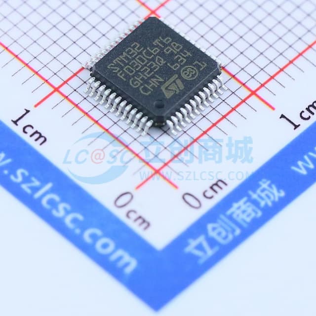 主流ARM Cortex-M0超值系列MCU，具有32 KB Flash和48 MHz CPU实物图