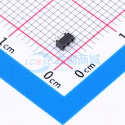 具有使能功能的 200mA、低压降稳压器缩略图