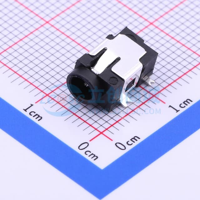 DC电源插座 内径:1.3mm 外径:3.7mm实物图