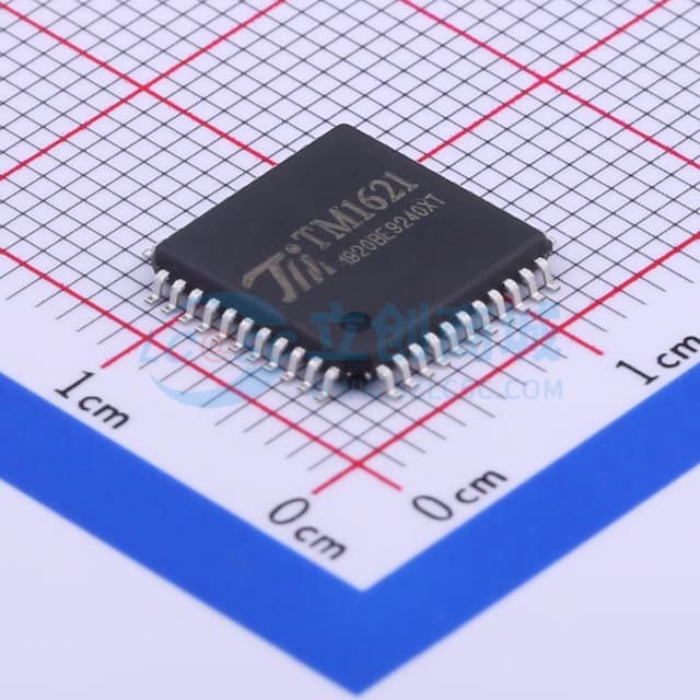 电压2.4V~5.2V 配置32x4bit的LCD驱动实物图