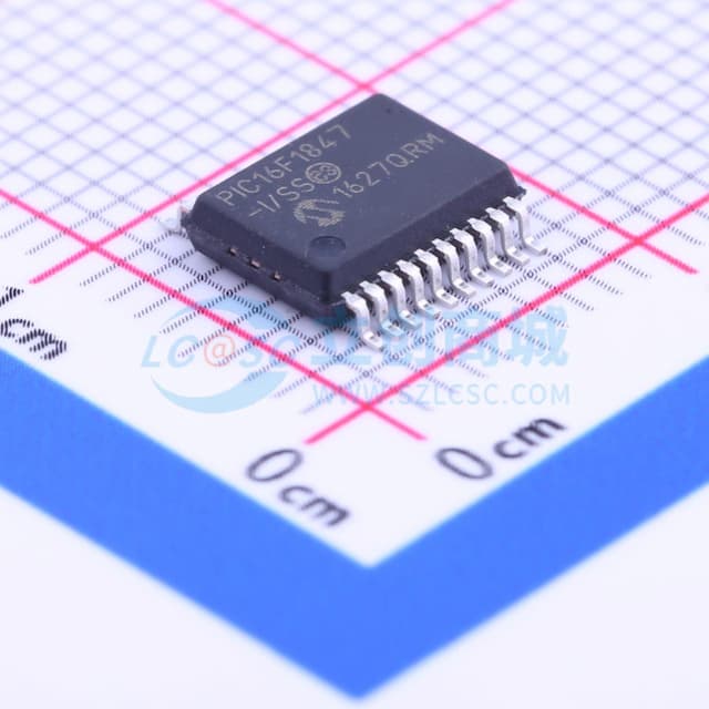 采用XLP技术的18/20/28引脚闪存微控制器实物图