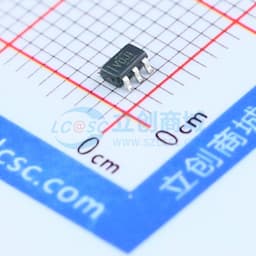 具有主动输出放电和使能功能的 150mA、低压降无电容稳压器缩略图