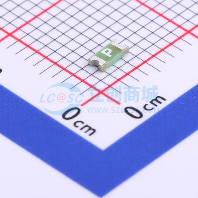 32V贴片式保险丝实物图