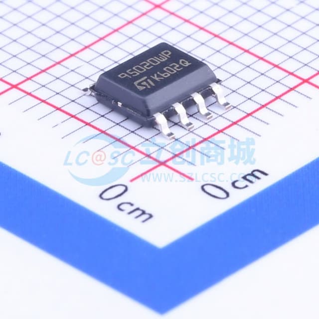 M95020-WMN6TP实物图