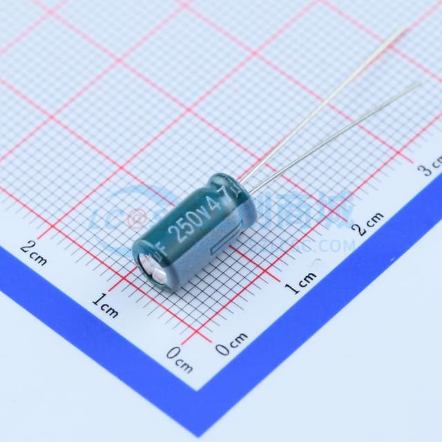 4.7uF ±20% 250V 【引线】实物图