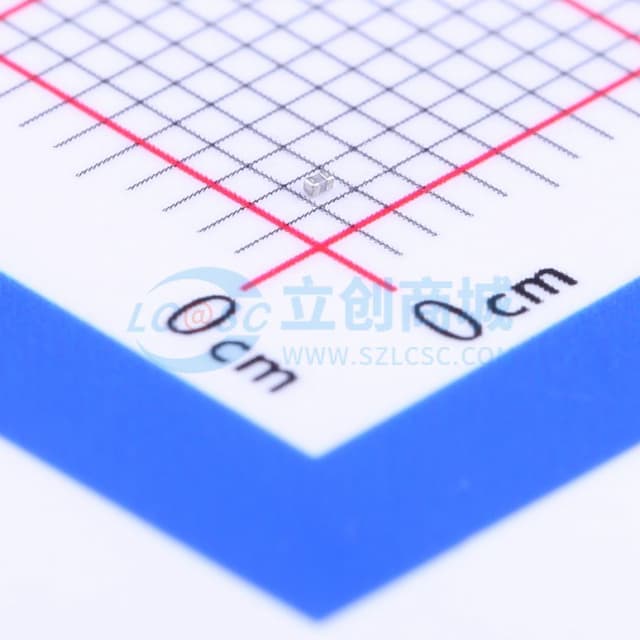 ±0.1pF 3.3pF 50V实物图
