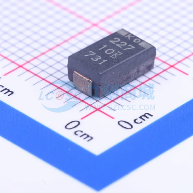 220uF ±20% 10V实物图