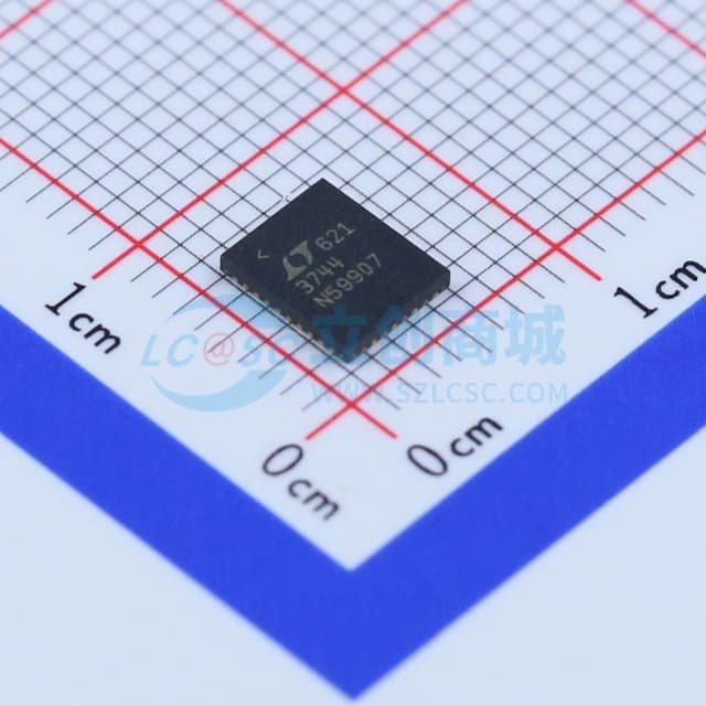 大电流、同步降压型 LED 驱动器实物图