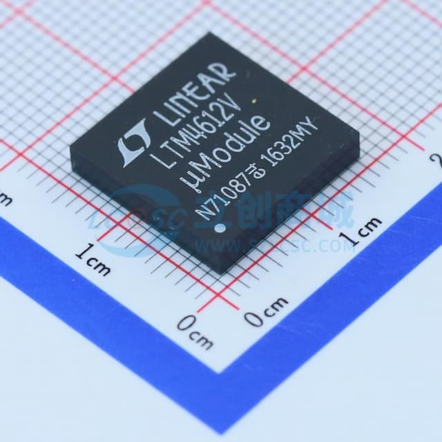 符合 EN55022B 规格的 36Vin、15Vout、5A、DC/DC uModule 稳压器实物图