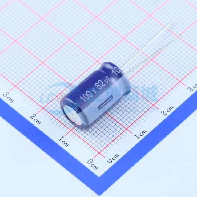 82uF ±20% 100V 【引线】实物图