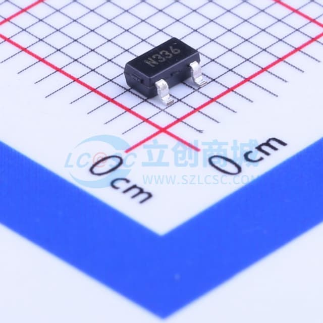 低压检测器和标准电压检测器实物图