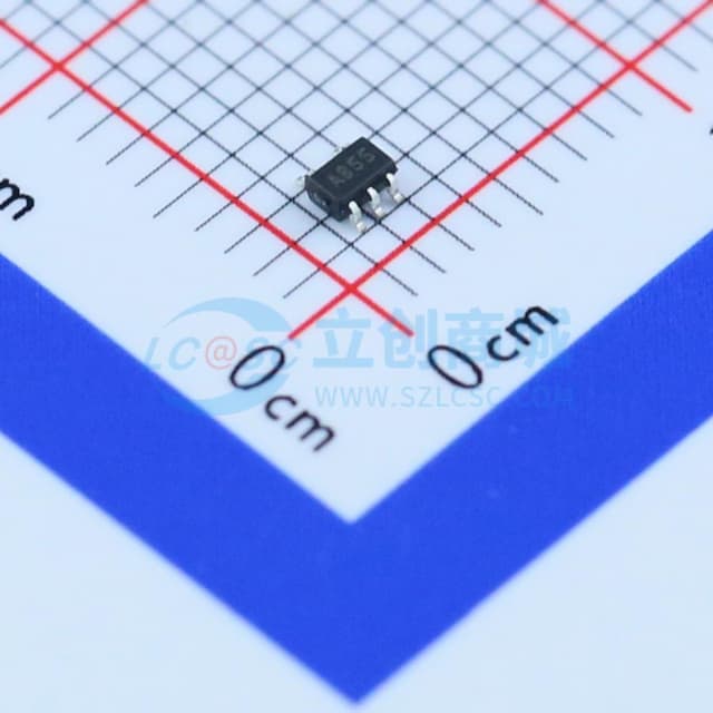 推挽输出微功耗比较器实物图