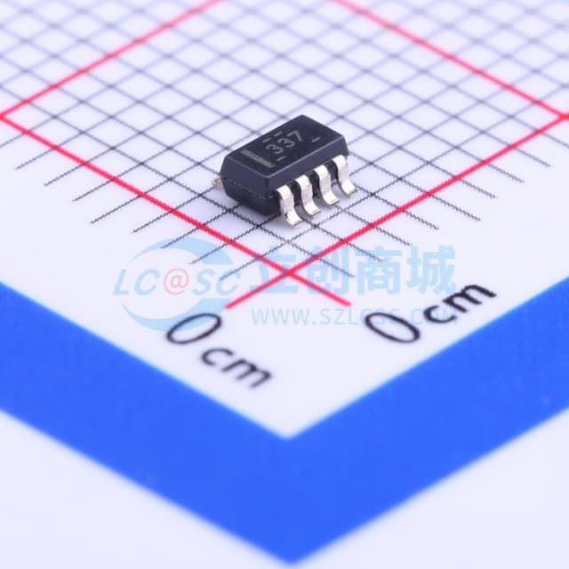 TCAN33X具备CANFD（灵活数据速率）的3.3VCAN收发器实物图