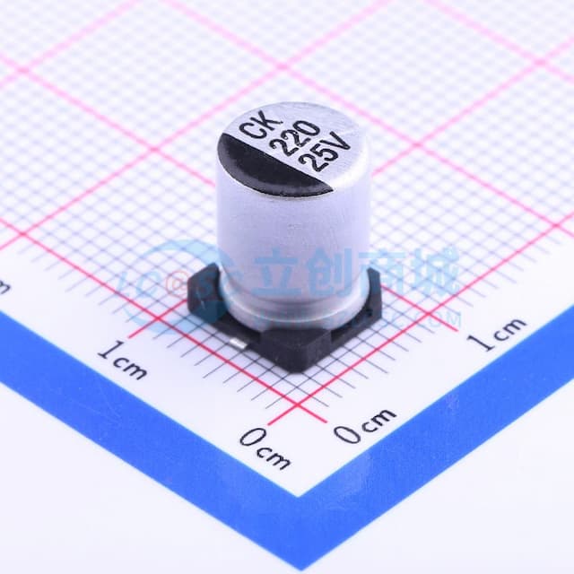 220uF ±20% 25V实物图