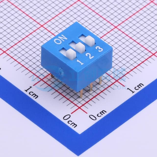 间距2.54mm 平拨,凸起式 3位拨码开关 【插件】实物图