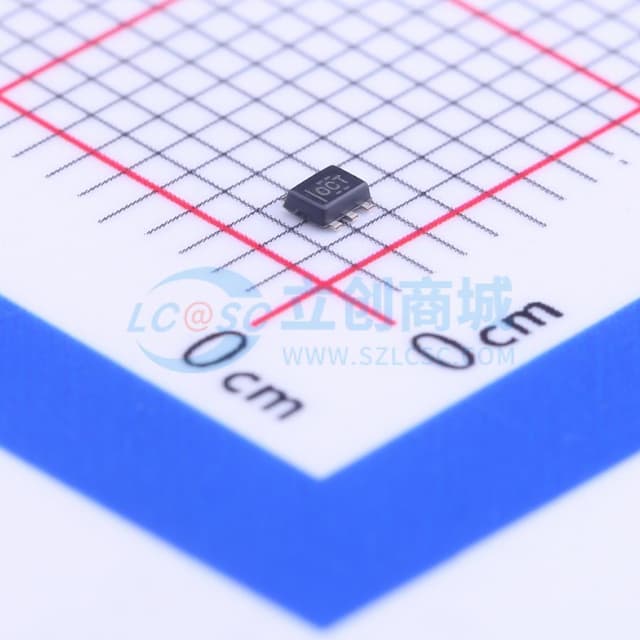 易于使用的微功耗、低电源电压温度开关，采用微型封装实物图