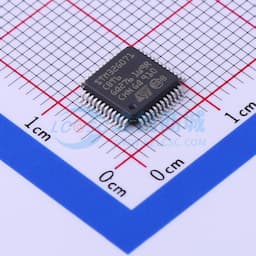主流Arm Cortex-M0+ MCU，具有128 KB Flash存储器、36 KB RAM、64 MHz CPU、4x USART、定时器、ADC、DAC和通信接口，1.7-3.6V缩略图