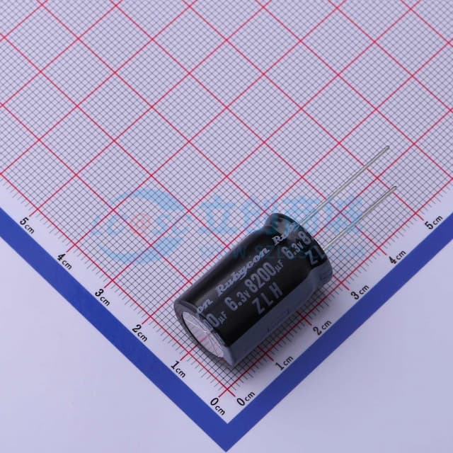 8200uF ±20% 6.3V实物图