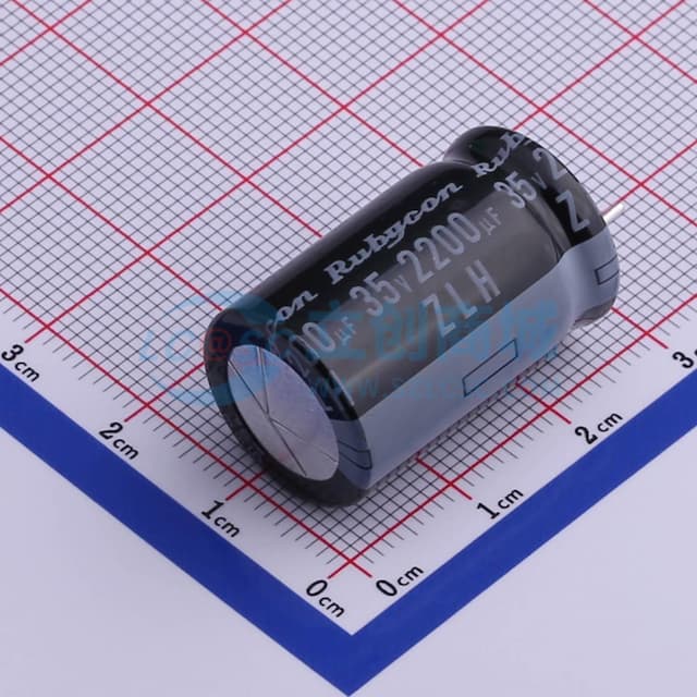 2200uF ±20% 35V实物图