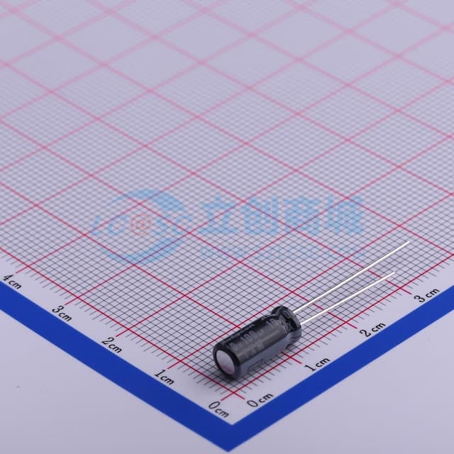 100uF ±20% 10V实物图