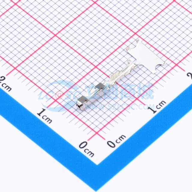 插座端子，镀锡，0.63mm 插片宽度，0.63mm 插片厚度，26 - 25 AWG，0.13 - 0.17mm² 导线，端接至导线实物图
