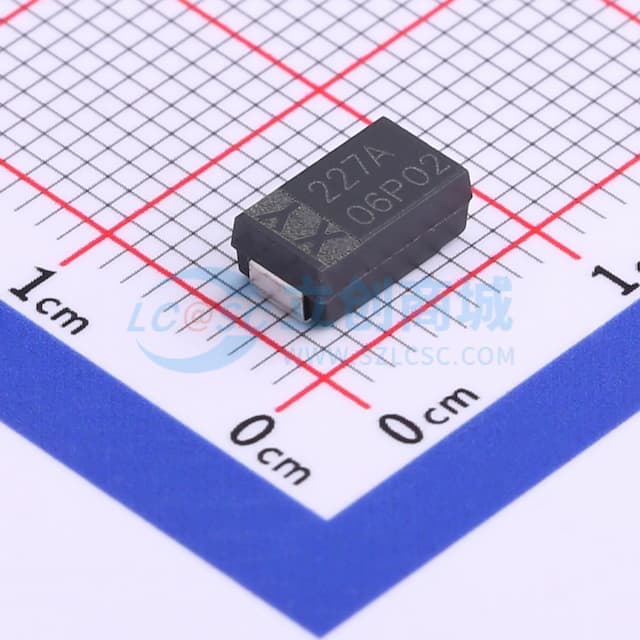 220uF ±20% 10V实物图