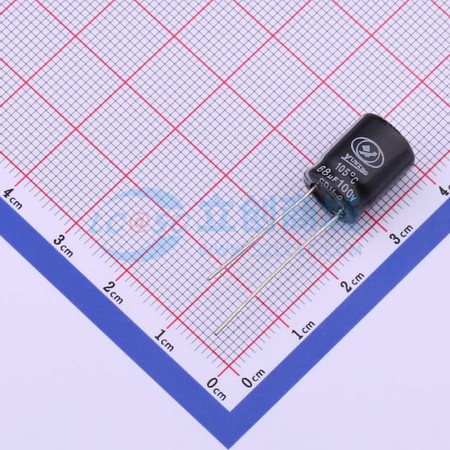 68uF ±20% 100V 【引线】实物图