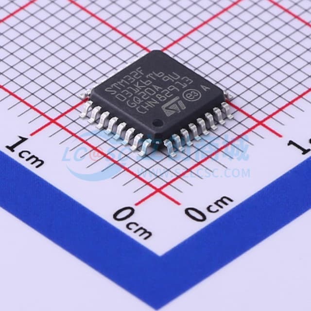 主流ARM Cortex-M0基本型系列MCU，具有32 KB Flash、48 MHz CPU和电机控制实物图