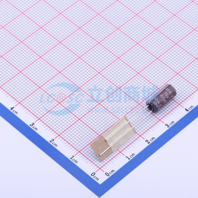 【插件】4.7uF ±20% 50V实物图