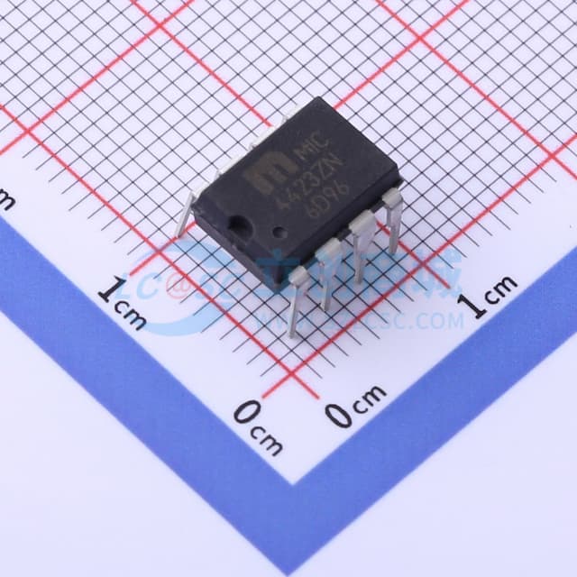 MIC4423ZN实物图