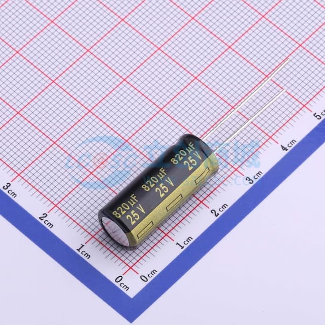 820uF ±20% 25V实物图
