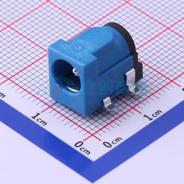 DC电源插座 内径:2mm 外径:6.4mm实物图