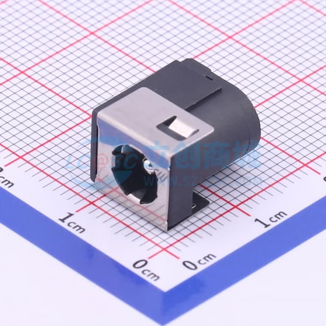 DC电源插座 内径:2mm 外径:6.3mm实物图