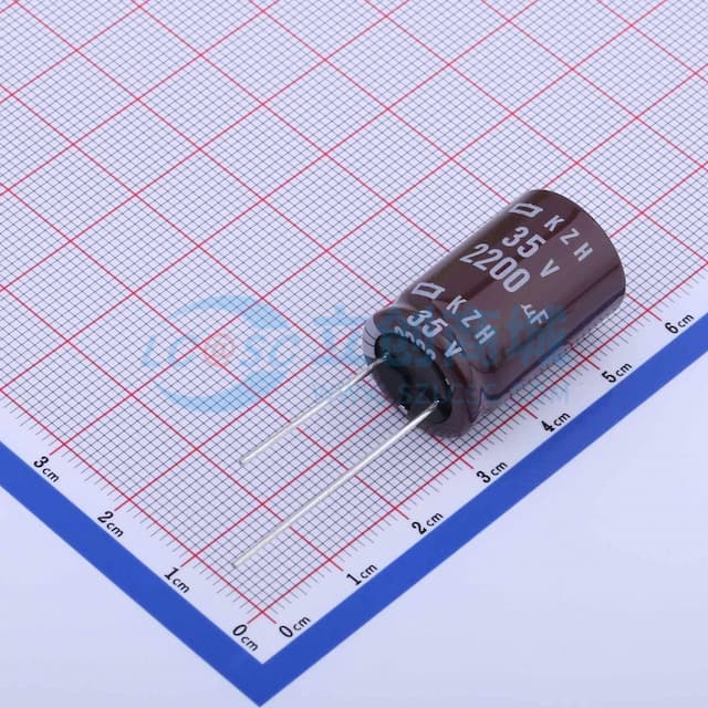 2200uF ±20% 35V实物图