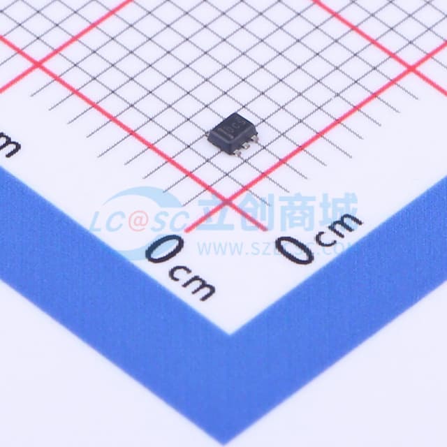 易于使用、低功耗、低电源温度、微封装温度开关实物图