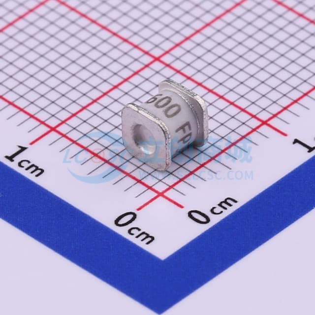 600V 3kA 2端 贴片GDT实物图
