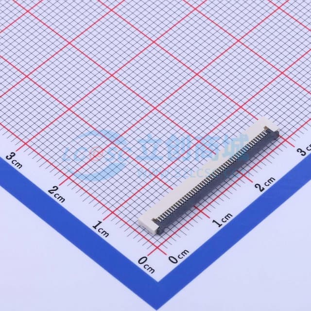 间距:0.5mm P数:50P 翻盖式 下接实物图