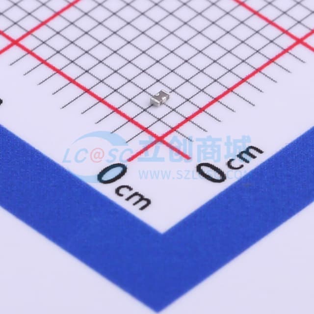 100pF ±20% 50V实物图
