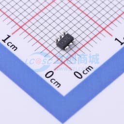 ADC121S021 单通道, 50-至200-kSPS, 12位A/D转换器缩略图