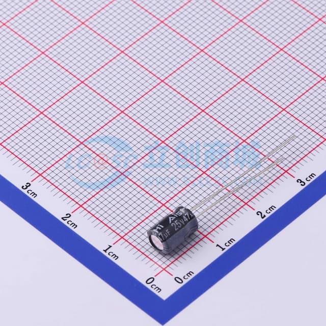 47uF ±20% 25V实物图