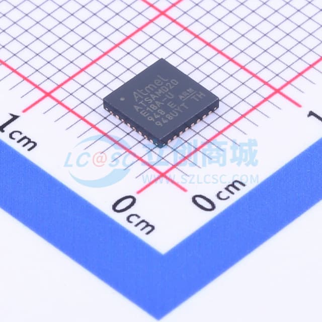 ATSAMD20E18A-MUT实物图