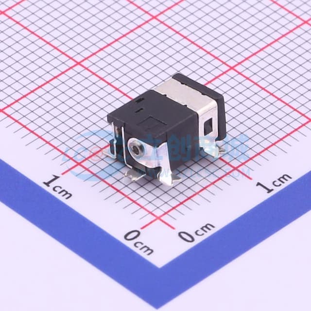 DC电源插座 内径:1.2mm 外径:3.7mm实物图