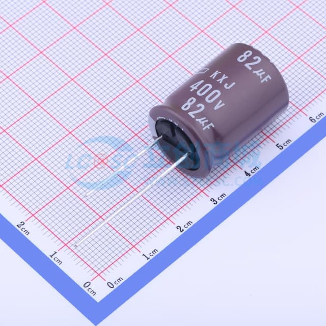 82uF ±20% 400V实物图
