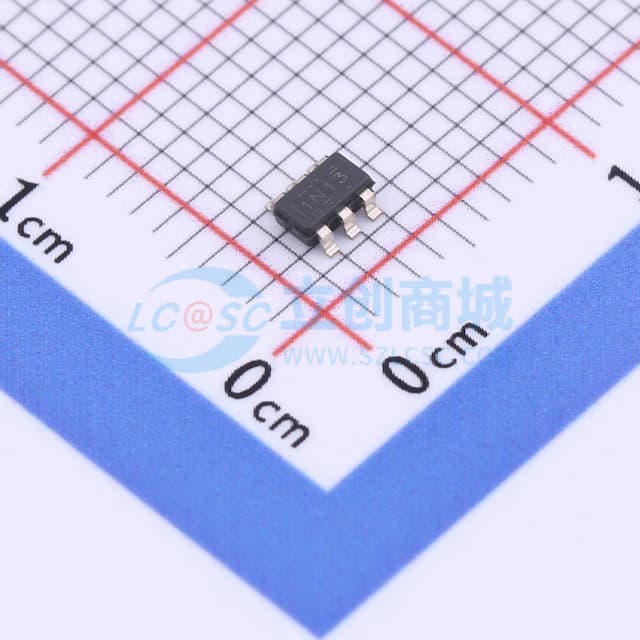 汽车双向低侧和高侧电压输出电流感应放大器实物图
